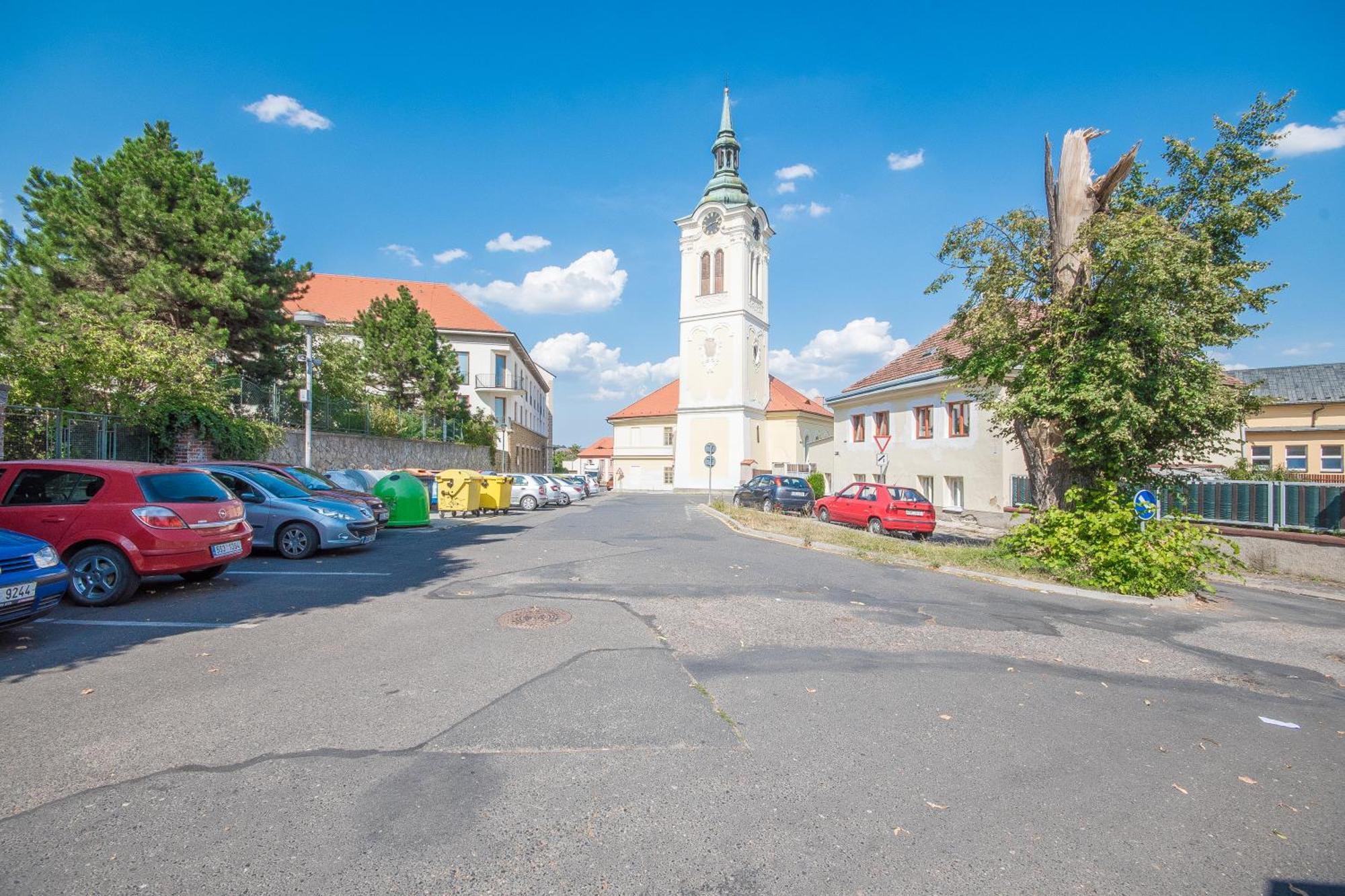 Bartapart Kutna Hora Luaran gambar